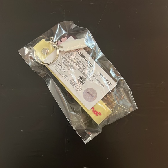 San-x Rilakkuma Cherry Blossom Keychain - Picture 2 of 2